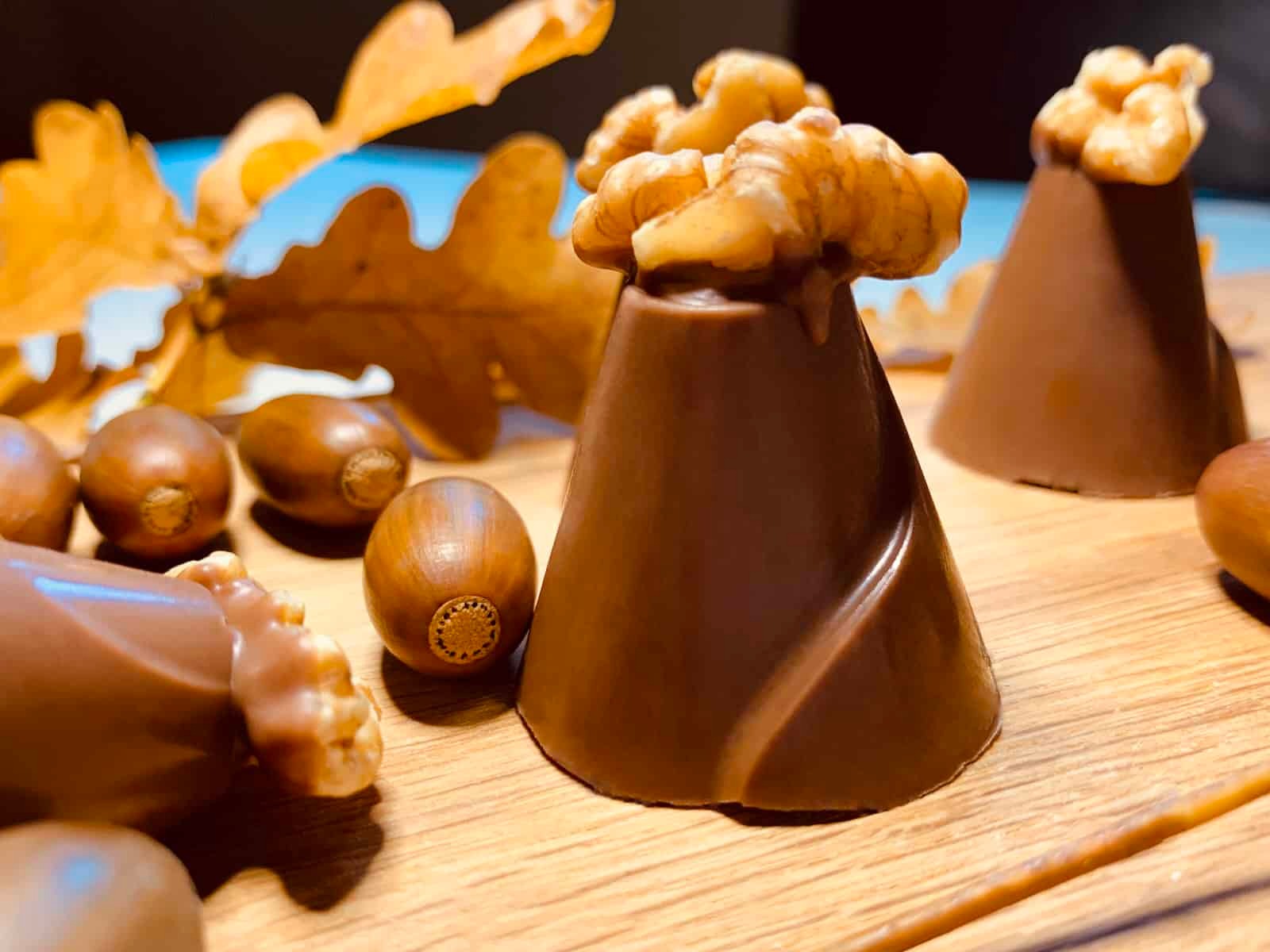 Walnut Whip tribute – Classic Walnut Peaks – Box of 6