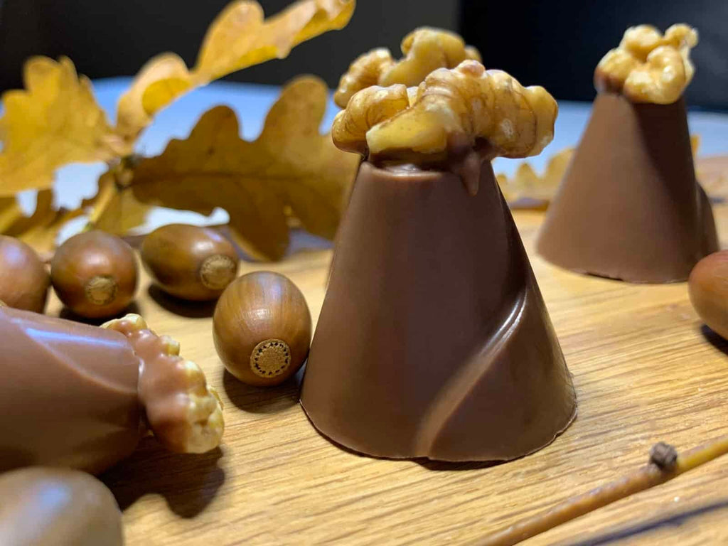 Walnut Whip tribute – Classic Walnut Peaks – Box of 6